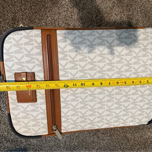 Michael Kors Carry On Luggage - Picture 12 of 15